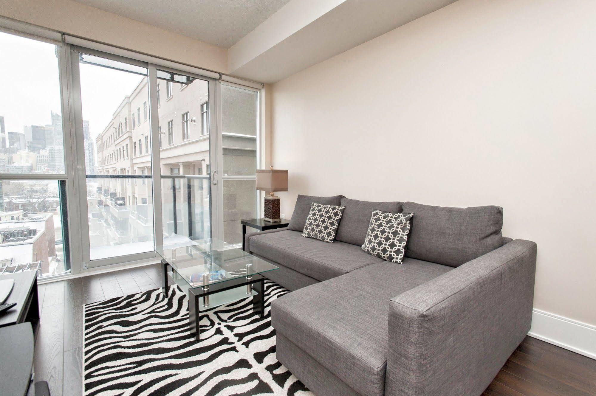 Life Suites Luxury Downtown Condos Toronto Dış mekan fotoğraf